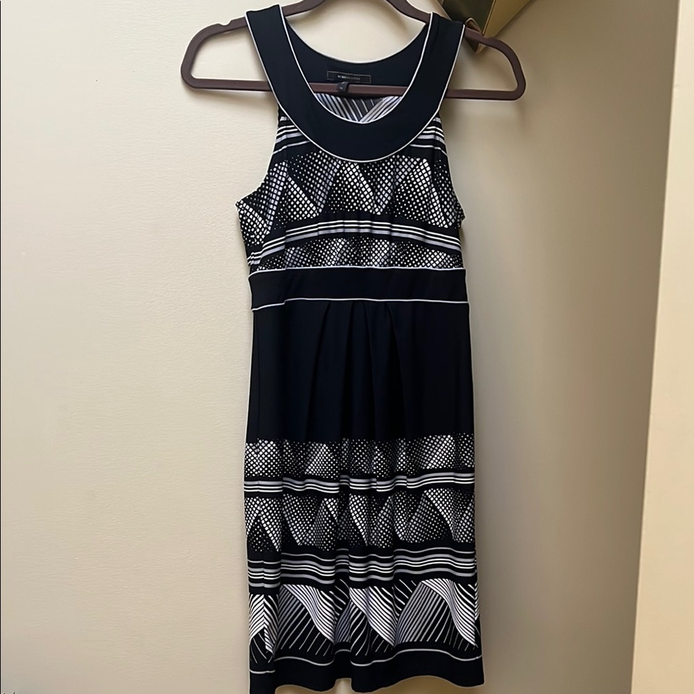 BCBGMAXAZRIA Black and White Patterned Dress, size XS.